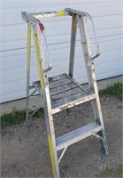 4 ft Aluminum Platform Ladder