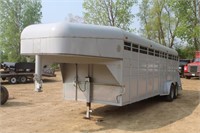 2001 Calico Stock Trailer 4GAQHC242X11000351