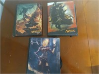 BOOKS OF MAGIC GATHERING TRADING CARDS