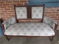 Jacques & Hayes Settee