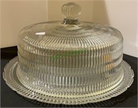 Molded glass cake plate, ribbed design with
