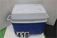 Blue Rubbermaid Cooler With Drink Holders On Lid