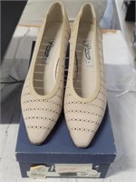 Rangoni - (Size 8.5) Shoes