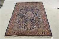 Fine Heriz Semi-Antique rug