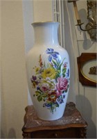 German porcelain vase by Kaiser