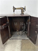 Antique Damascus Sewing Machine Treadle Mont. Ward