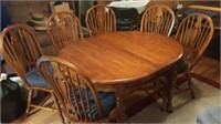 Oak Table & 6 Matching Chairs
