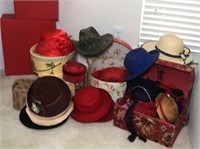 ladies' Hats & Boxes