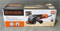 New Black & Decker 4 1/2 in Angle Grinder