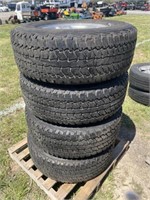 Set of Firestone LT285/70R17 Wheels & Tires