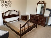 4 PC THOMASVILLE CHERRY BEDROOM SET BED, DRESSER,