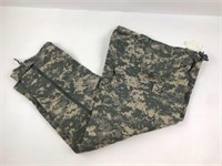 Military Cold Weather Camo Trousers Size Small