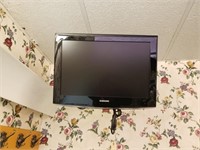 Samsung 21" flatscreen tv with wall mount