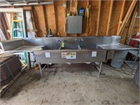 Stainless 3 Compartment Sink with Counter Space-