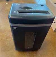 Paper Shredder ( NO SHIPPING)