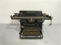 Antique Typewriter - Máquina Escrever Antiga