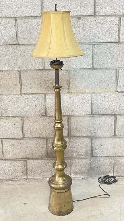 Vintage Lamp (3 Bulb)