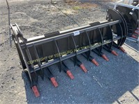 E. NEW 78" HEAVY GRASS FORK GRAPPLE