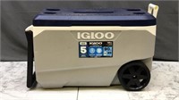 Igloo Maxcold 90qt Rolling Cooler