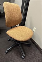 HON ARMLESS TRAINING ROOM CHAIR