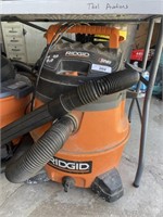 RIDGID 14 GALLON SHOP VAC