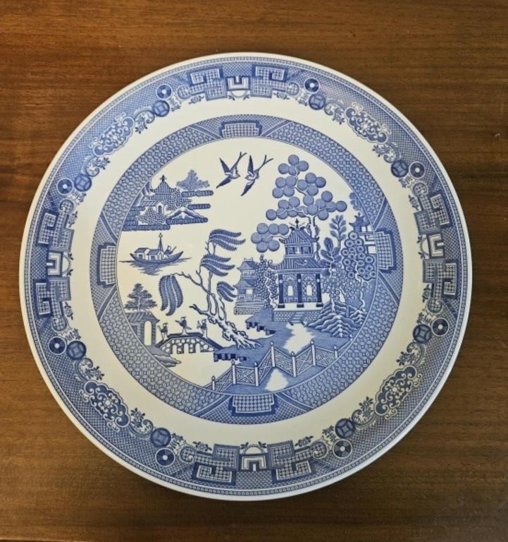 Spode Blue Room collection Willow 13" serving