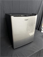 Whirlpool Refrigerator mini fridge tested