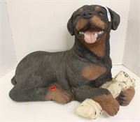 Lightweight Rottweiler with Bone Statue