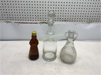 DECANTERS ONE IS WHITE HOUSE  AUNT JEMIMA  BOTTLE