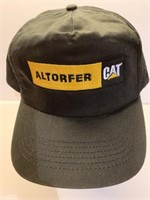 Altorfer cat snap to fit ball cap appears to be