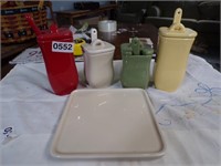 Condiment Tray  including one each