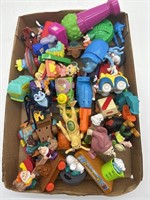 Happy Meal and More Toys : Bugs Life, Scooby Doo,