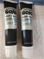 2 Tubes of Gojo Hand Medic - New