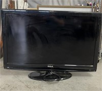 38x24in RCA LCD TV model RLC4044