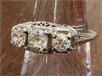 18K White Gold Filigree & Diamond Ring