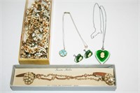 Selection of Ladies Vintage Jewelry