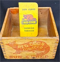 RED COON ANTIQUE WOOD TOBACCO BOX WITH BOOKLET