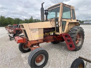 Case Tractor 970- Drove In