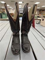 Size 10 1/2D Cowboy Boots