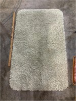 bathroom rug