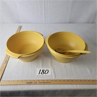 Tupperware Bowls and Spoon