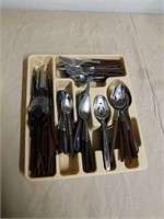 Group of utensils and utensil organizer