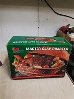 Master clay roaster in original box 3.5 quart