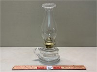 PRETTY EAGLE OIL LAMP CLEAR GLASS