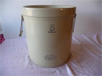 5 Gallon Medalta Crock - has original handles