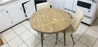 kitchen table and chairs