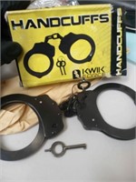 (N) Szco Supplies 220041-SL Scorpion Handcuffs