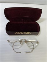 Vintage 12KGE Glasses w/case