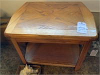 End table has mate lot 256