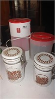 ice tea maker & 2 locking canisters